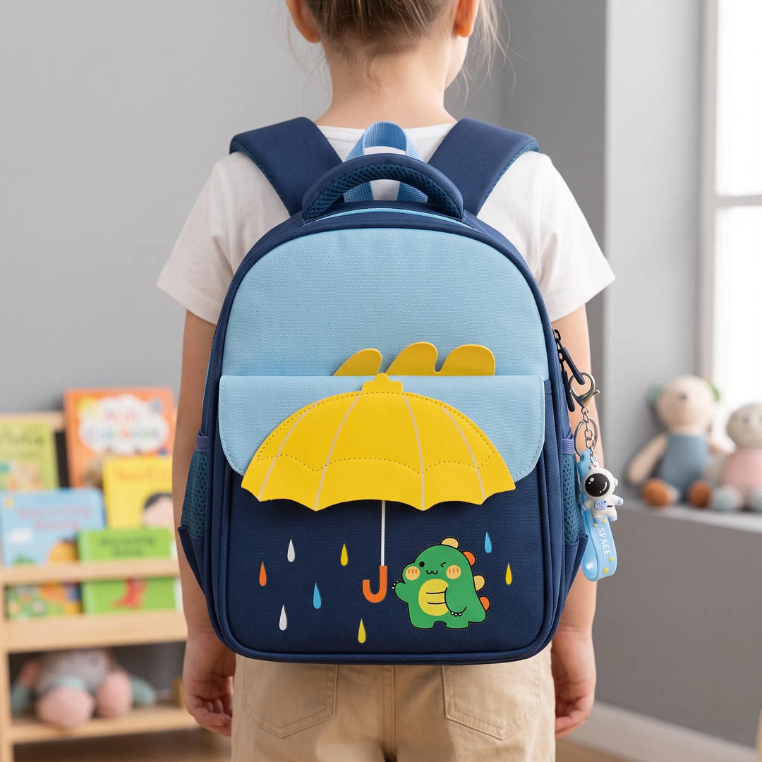 Bunter Kinderrucksack mit Cartoon-Motiv aus Nylon, ideal für Kindergarten & Schule.
