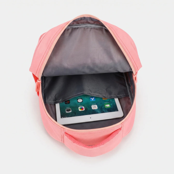 Strapazierfähiger Nylon-Kinderrucksack in lebhaften Farben mit spielerischem Cartoon-Print.