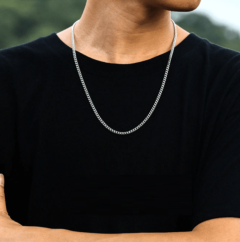 Schwarze Herren Gliederkette, robust und modern. Ein vielseitiges Accessoire für stilbewusste Männer.