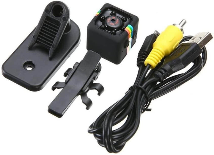 Die NightMini Überwachungskamera demonstriert effektive Nachtsichtfunktionen bei schlechten Lichtverhältnissen.