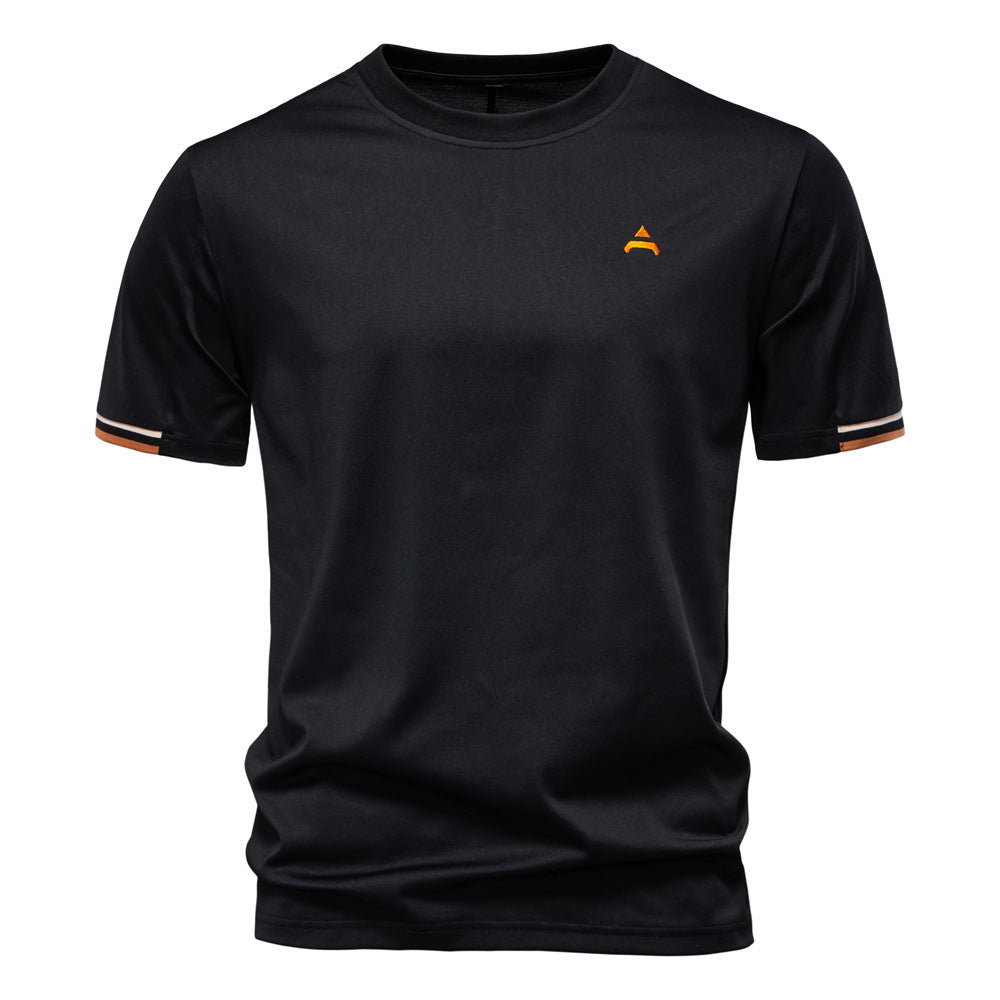 Modernes, vielseitiges Herren Kurzarm T-Shirt mit Rundhals & dezenter Logostickerei für Sport & Freizeit.