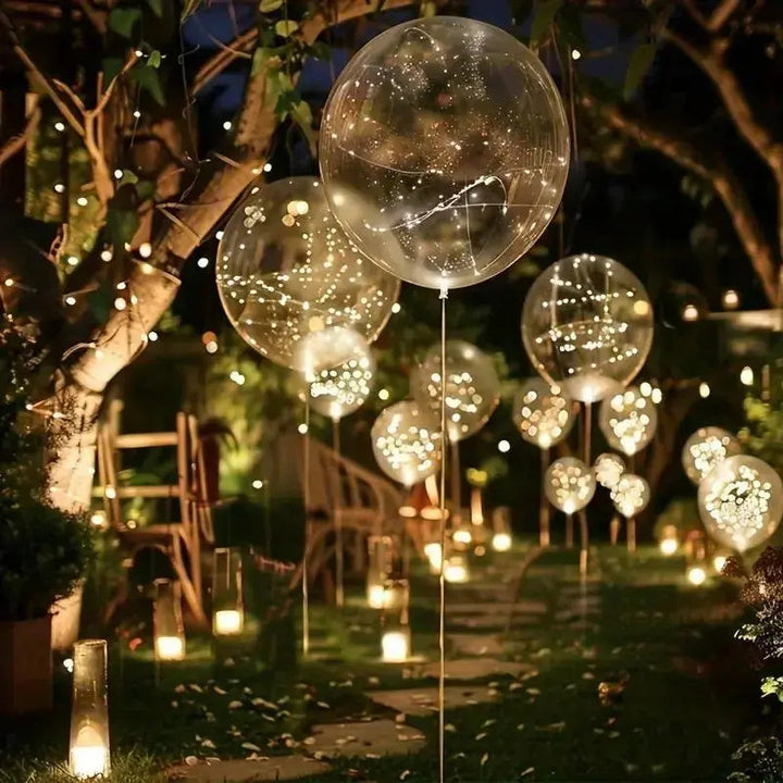 Zauberhafte Lichtakzente mit LED Luftballons, perfekt für eine festliche & unvergessliche Hochzeits- oder Partyatmosphäre.