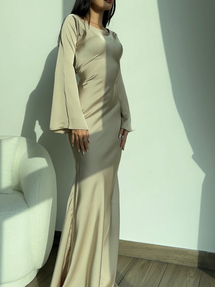 Trendiges Damen Maxikleid, lange Ärmel, für besondere Anlässe, komfortabel.