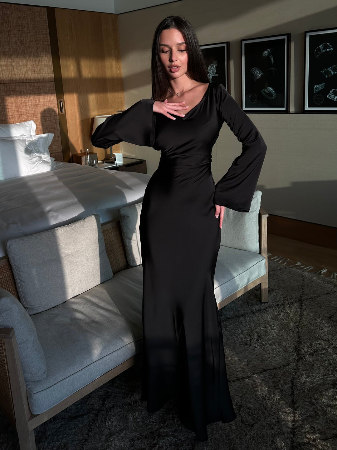 Schickes Elegantes Kleid für Damen, lange Ärmel, bodenlang, Partykleid.