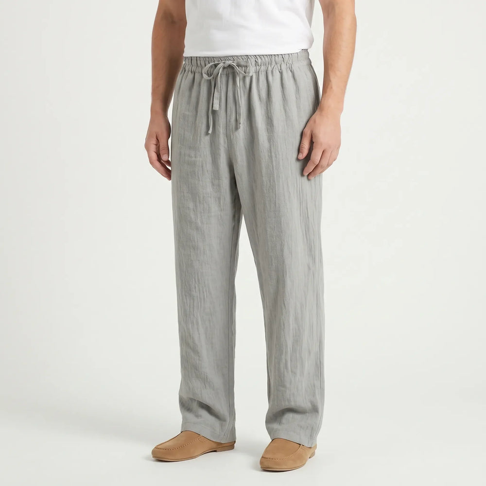 Bequeme Herren Freizeithose aus leichtem Stoff, perfekt als Sommerhose. Entspannter Stil mit Kordelzug.
