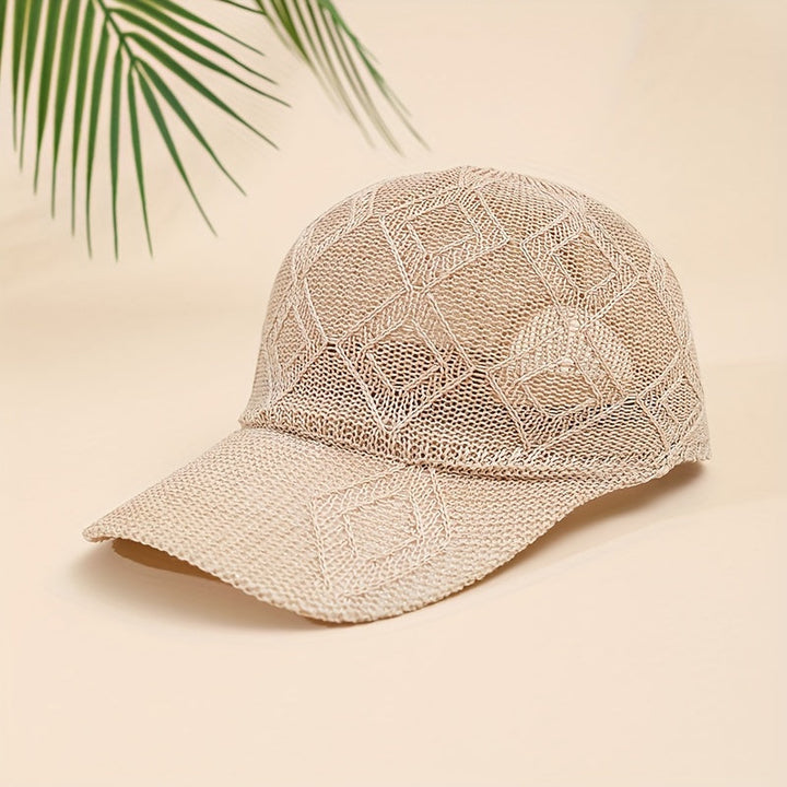 Leichte, atmungsaktive Damen Sommerkappe als Schirmmütze. Gehäkeltes Design, verstellbar für optimalen Sitz.