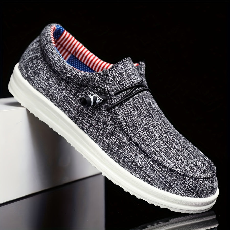 Rückansicht der Herren Komfort Slipper Loafer mit gepolstertem Fersenrand für maximalen Komfort.