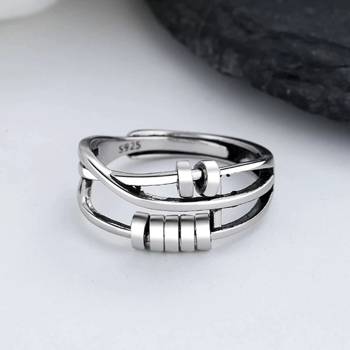Unisex Angstring aus Silber, ein beruhigender Fidget Ring für Stressabbau und Angstlinderung. Antistress-Schmuck.