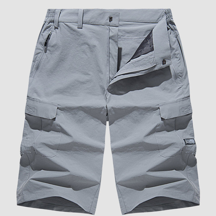 Graue Herren Cargo Shorts, schnelltrocknend und bequem für Outdoor-Sport & Reisen.