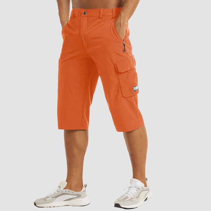 Robuste Herren Cargo Shorts, schnelltrocknend und pflegeleicht, ideal für jedes Abenteuer.