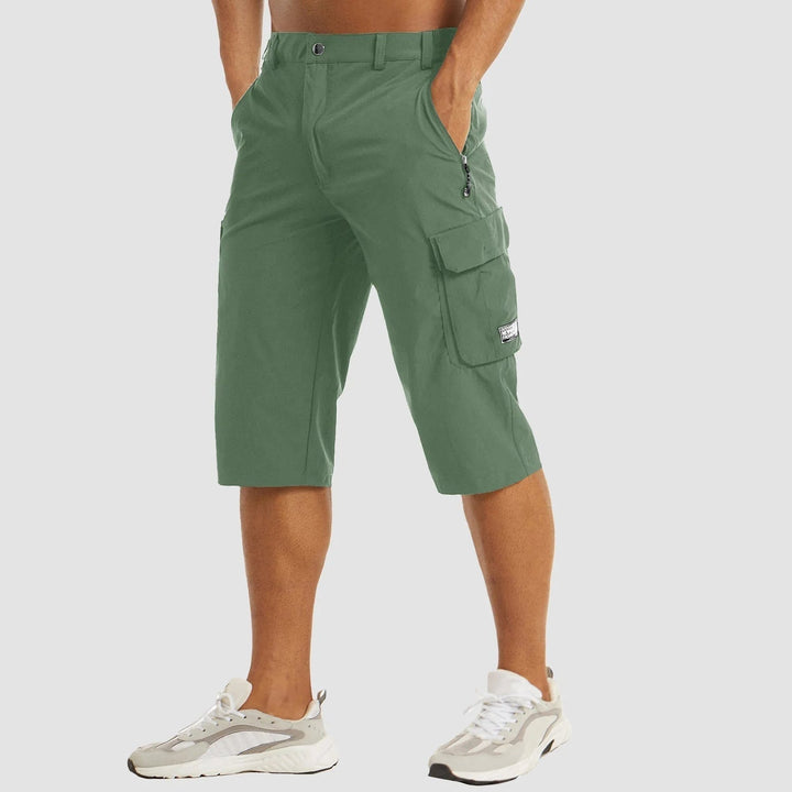 Leichte & luftige Herren Cargo Shorts, optimal für Komfort an warmen Tagen, mit viel Stauraum.