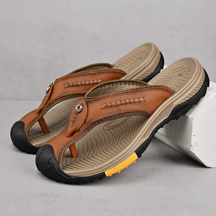 Bequeme Herren Sandalen mit ergonomischem Fußbett für Sommer, Strand & Freizeit.