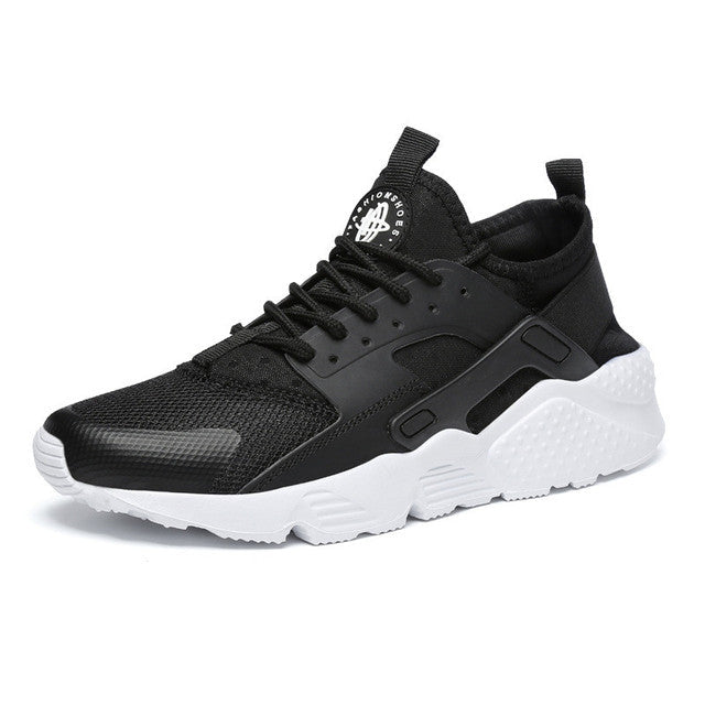 Nahaufnahme der atmungsaktiven Damen Sommer-Sneaker "Isla" mit Huarache-Design. Für optimalen Komfort & Stil.