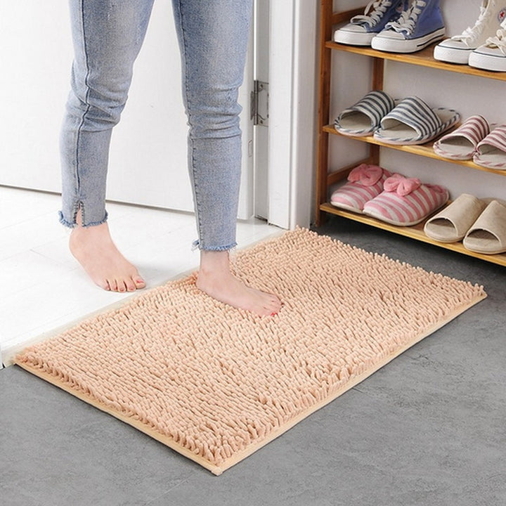 Saugfähige Chenille Badematte, rutschfest und waschbar; perfekter Badvorleger für Dusche.