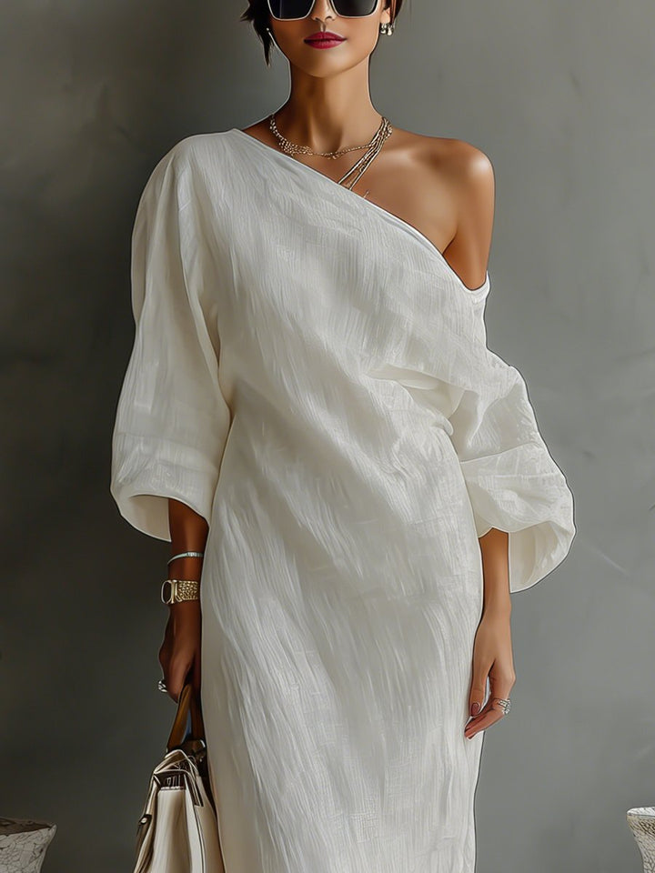 Damen One-Shoulder Maxi Kleid mit dramatischer Volumen-Ärmel, festlich, stilvoll und perfekt als Hochzeitsgast-Outfit.