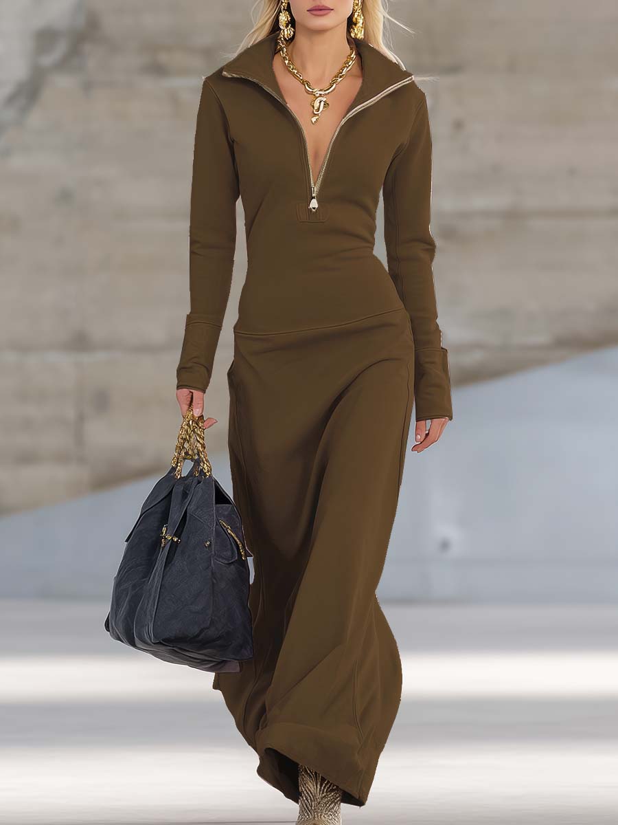Warmes figurbetontes Damen Maxikleid mit Langarm und Zip-Kragen, ideal für Herbst & Winter. Bequem & elegant.