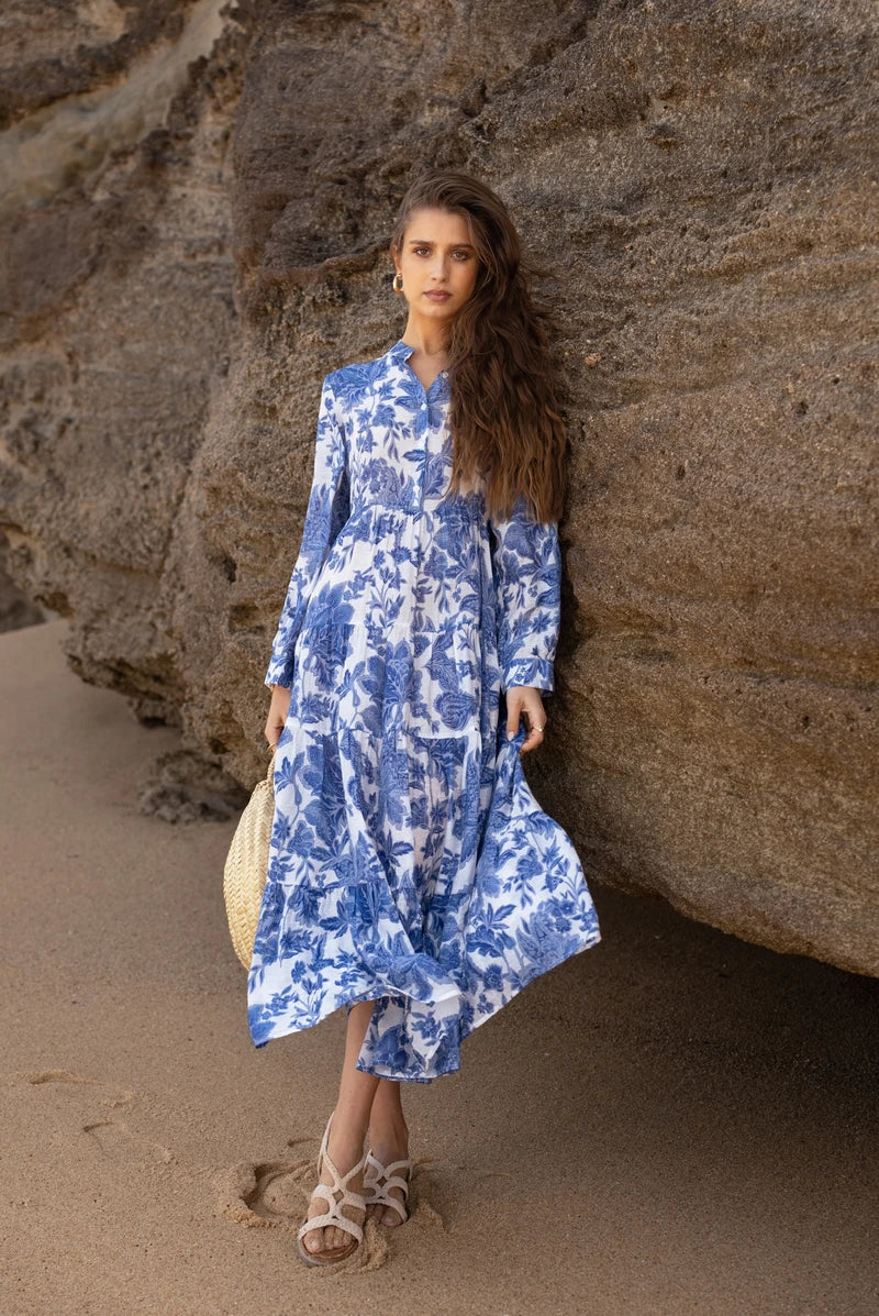 Florales Damen Maxikleid im Boho-Stil. Elegantes A-Linien Sommerkleid mit langen Ärmeln, knöchellang für jede Gelegenheit.