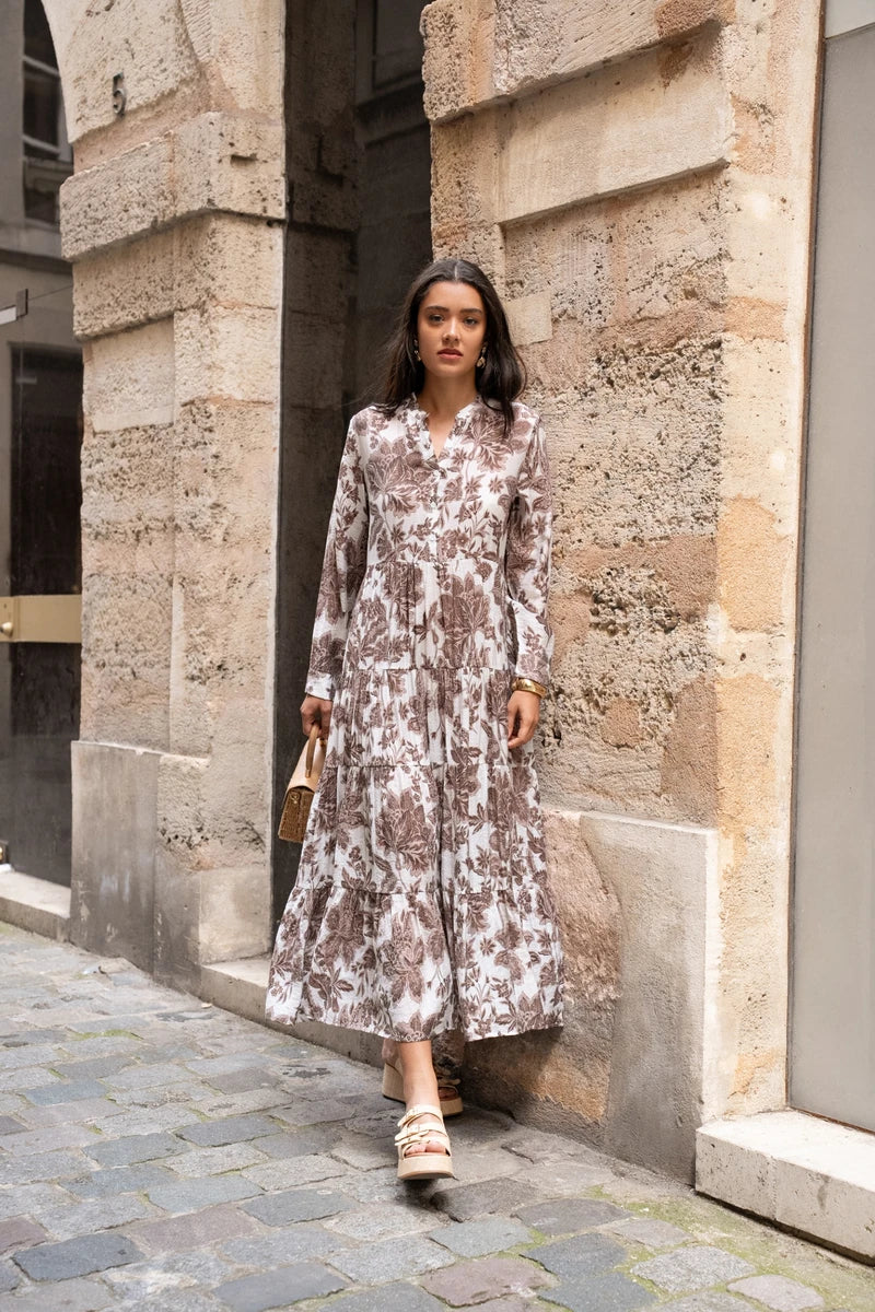 Damen A-Linien Maxikleid, florales Design. Romantisches Boho Sommerkleid mit langen Ärmeln, ideal für Freizeit und besondere Anlässe.
