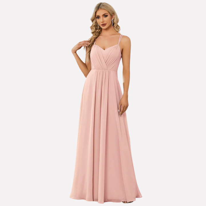 Elegantes Damen Maxikleid mit Herzausschnitt und fließender Silhouette, perfekt als Abend- oder Brautjungfernkleid.
