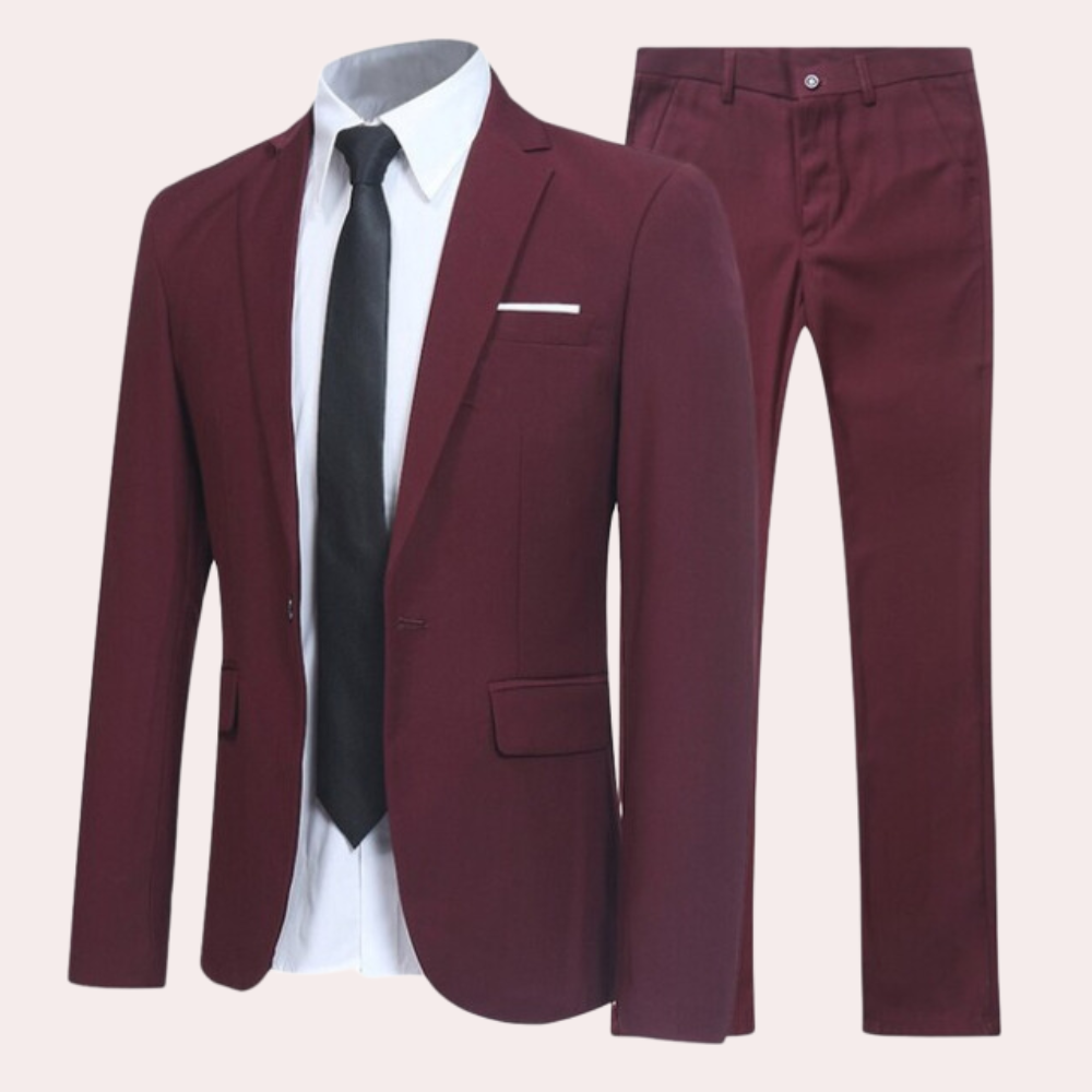 Detaillierter Blick auf den festlichen Herren Zweiknopf Anzug. Ein elegantes Sakko-Hose-Set für viele Anlässe.