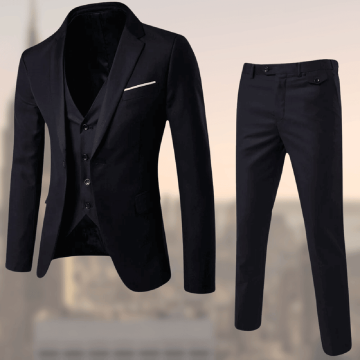 Schicker Business-Dreiteiler Herren: Zeitloser Herrenanzug für formelle Anlässe. Komfortable Eleganz für Büro & Feierlichkeiten.
