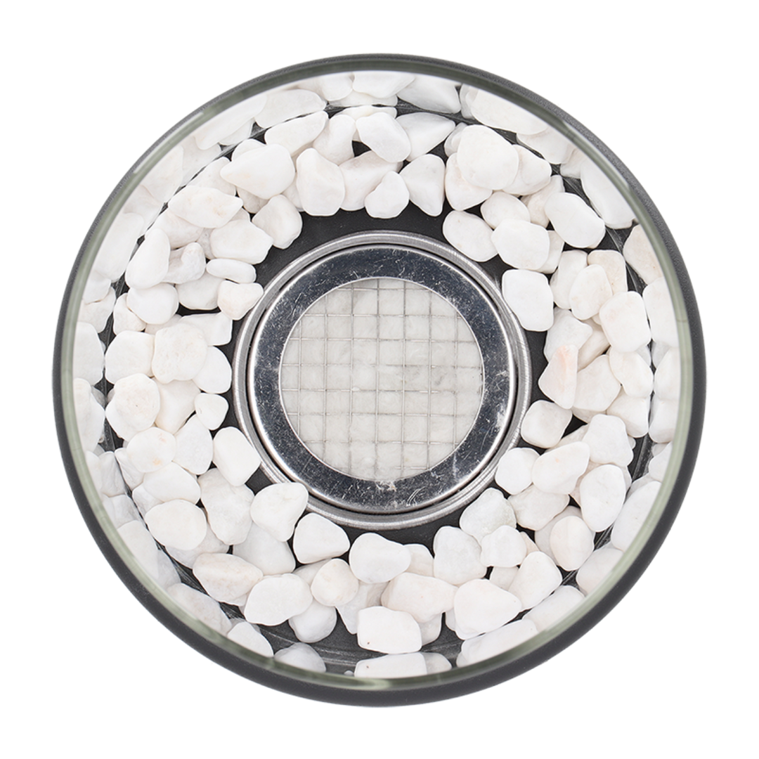 HearthLume Dekorative Laterne mit Metallbasis & Glas, vielseitiges Stimmungslicht als elegantes Wohnaccessoire.