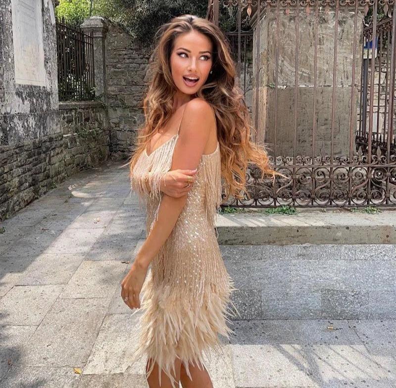 Damen Partykleid: Ärmelloses, figurbetontes Fransen Minikleid, perfekt für Tanz und festliche Veranstaltungen.