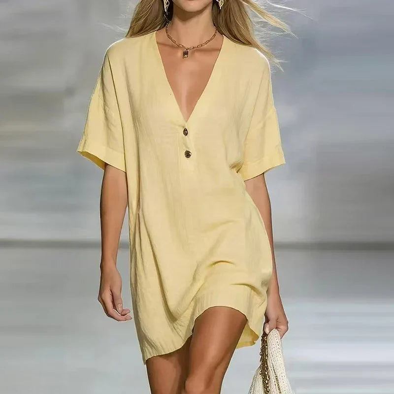 Elegantes Damen Minikleid mit V-Ausschnitt, Knopfleiste & kurzen Ärmeln, ideal für Sommer & Freizeit.