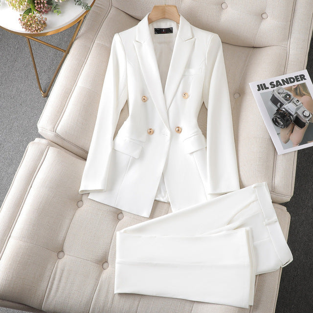 Damen Blazer Hosenanzug: elegantes Business-Outfit für Büro & Meeting. Stilvolles 2-teiliges Set.