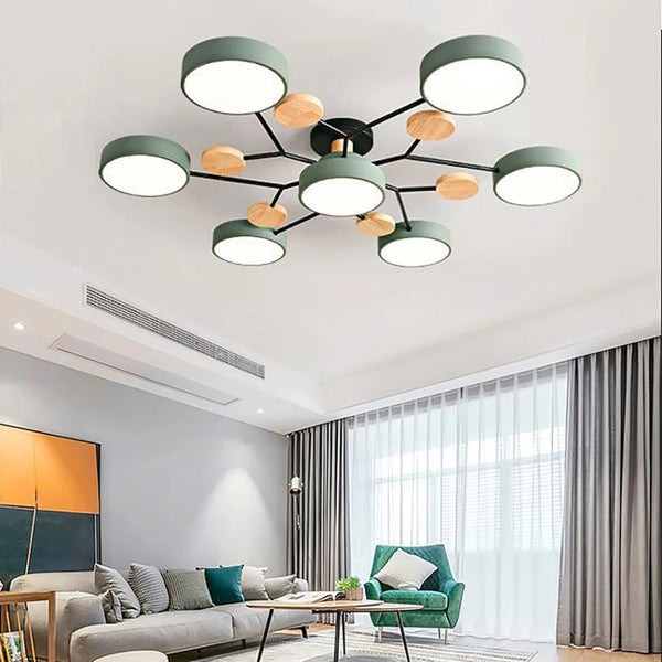 Helle, energieeffiziente runde LED-Deckenlampe, schlankes Design, perfekt für eine moderne Raumgestaltung.