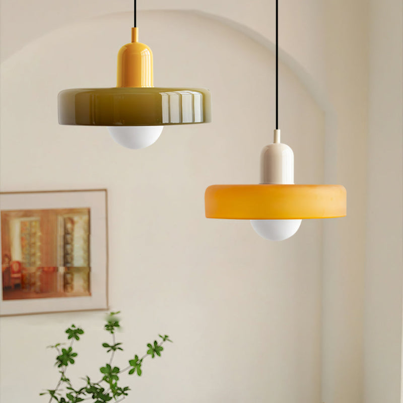 Stilvolle Buntglas Glaslampe, farbenfroh. Moderne Pendelleuchte für Esszimmer.