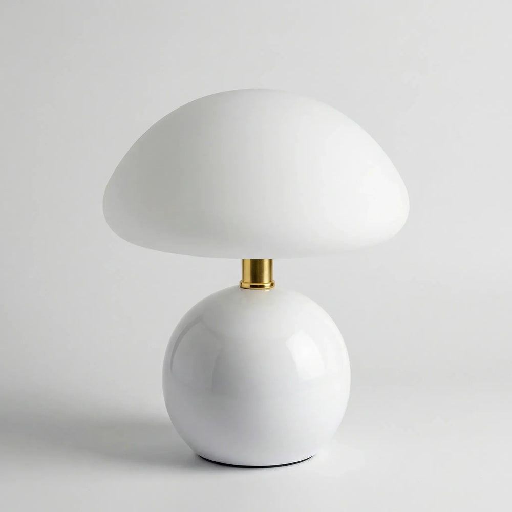 Elegante Pilzlampe aus Keramik, als Tischlampe für dezentes LED-Stimmungslicht in Wohn- oder Schlafzimmer.