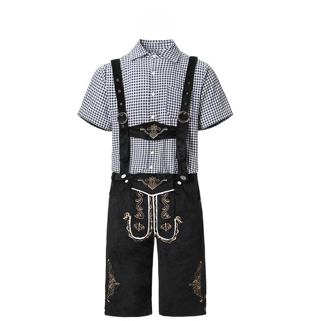 Mann sitzt bequem in traditionellen Herren Lederhosen, bereit für das Oktoberfest. Partymode.