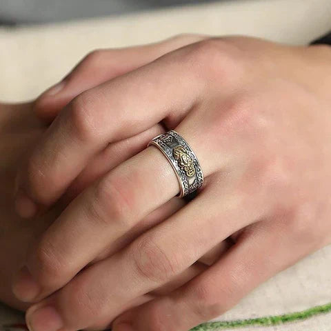 Eleganter Unisex Silberring mit Pixiu-Motiv, symbolisiert Glück und Reichtum. Fengshui-Schmuck für alle.