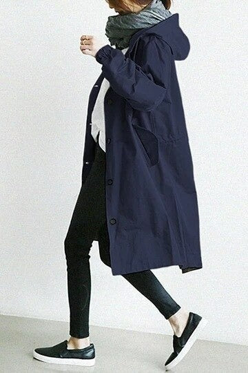 Bequemer Damen Trenchcoat für die Freizeit. Wasserabweisender Herbstmantel im modischen Look. Auch in großen Größen.