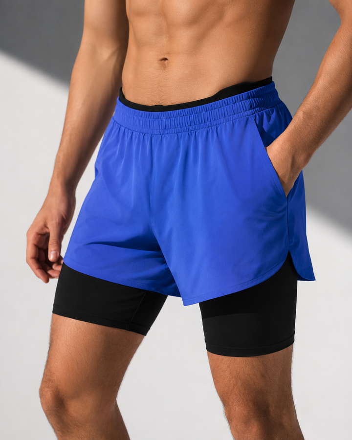 Herren 2-in-1 Performance Laufshorts in Schwarz, ideal für Running & Training.