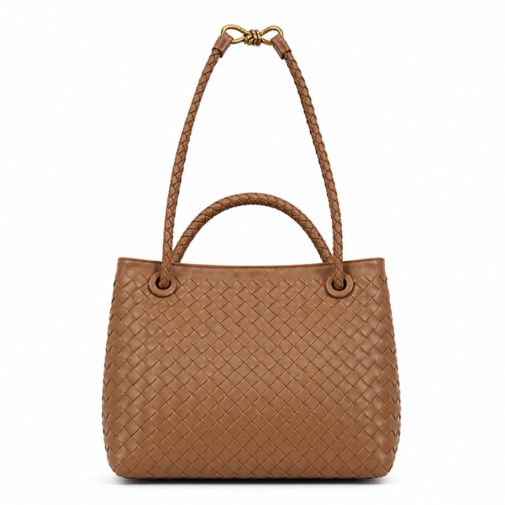 Hochwertige Damen-Umhängetasche mit Flechtdesign, goldener Hardware und anpassbarem Gurt. Stilvoller Begleiter.