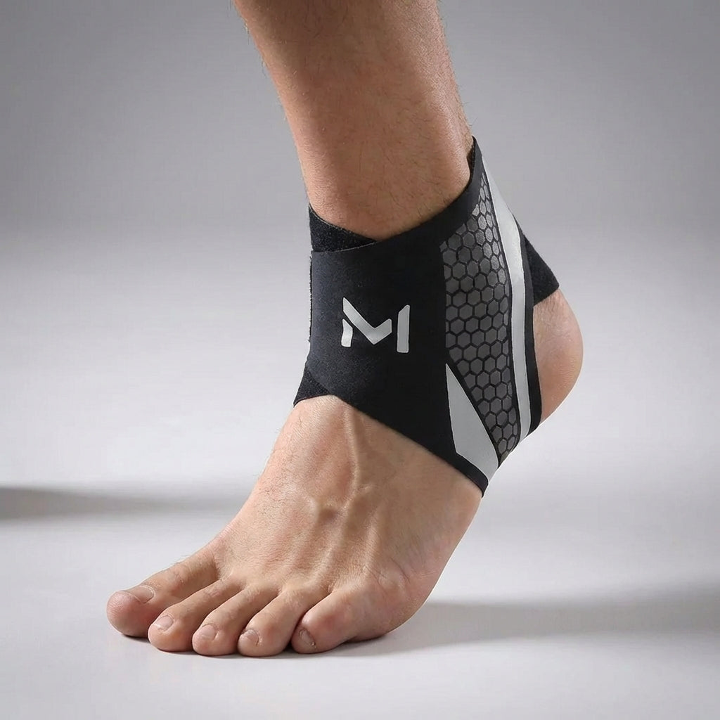 Detailaufnahme der Knöchelstütze, zeigt Klettverschluss und ergonomisches Design für optimalen Halt am Fußgelenk.