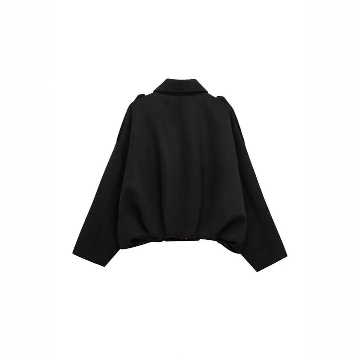Stylische Damen Kurzjacke, leger und elegant. Ideale Freizeitjacke für Frühling und Herbst-Outfits.