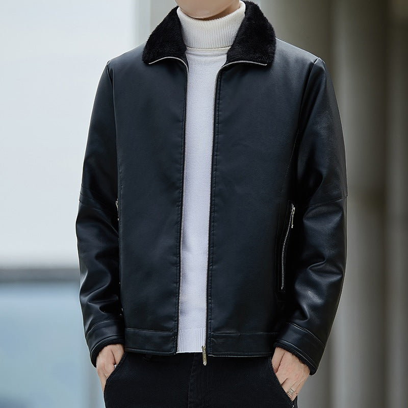 Klassische schwarze Herren Kunstlederjacke mit Stehkragen, ideal als Übergangs- & Freizeitjacke.