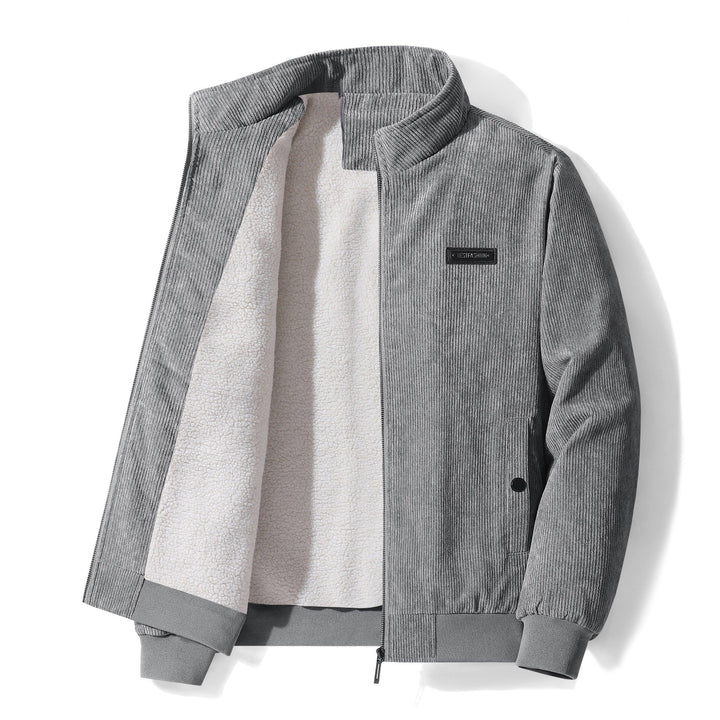 Warme Herren Outdoor-Fleecejacke in Cordoptik, bequem und vielseitig für Herbsttage.