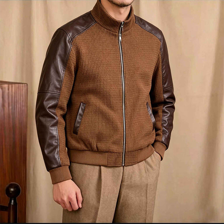 Braune Herren Übergangsjacke mit Stehkragen, modisch & sportlich für Casual-Looks.