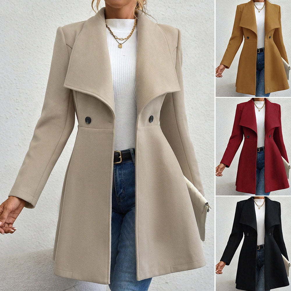 Elegante doppelreihige Damenjacke für zeitlosen Büro- & Freizeit-Chic. Klassische Oberbekleidung für jede Saison.