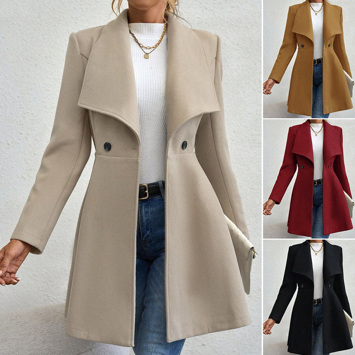Elegante doppelreihige Damenjacke für zeitlosen Büro- & Freizeit-Chic. Klassische Oberbekleidung für jede Saison.