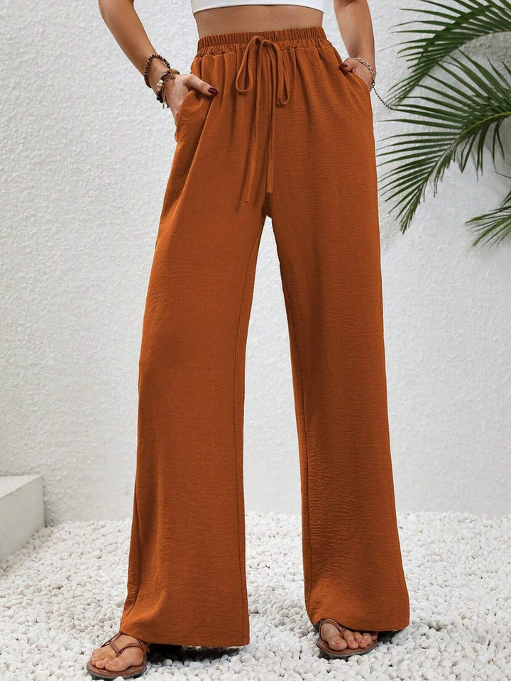 Hochwertige Damen Sommerhose, atmungsaktiv, mit weitem Bein und Elastikbund für optimalen Tragekomfort.