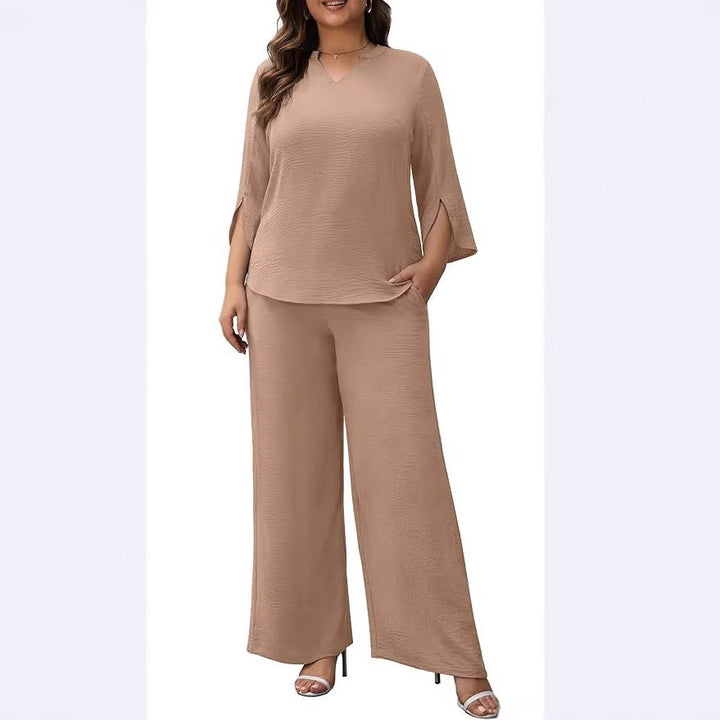 Sommerliches, elegantes Damen Palazzo-Set. Leichter Zweiteiler mit V-Ausschnitt, perfekt für warme Tage.