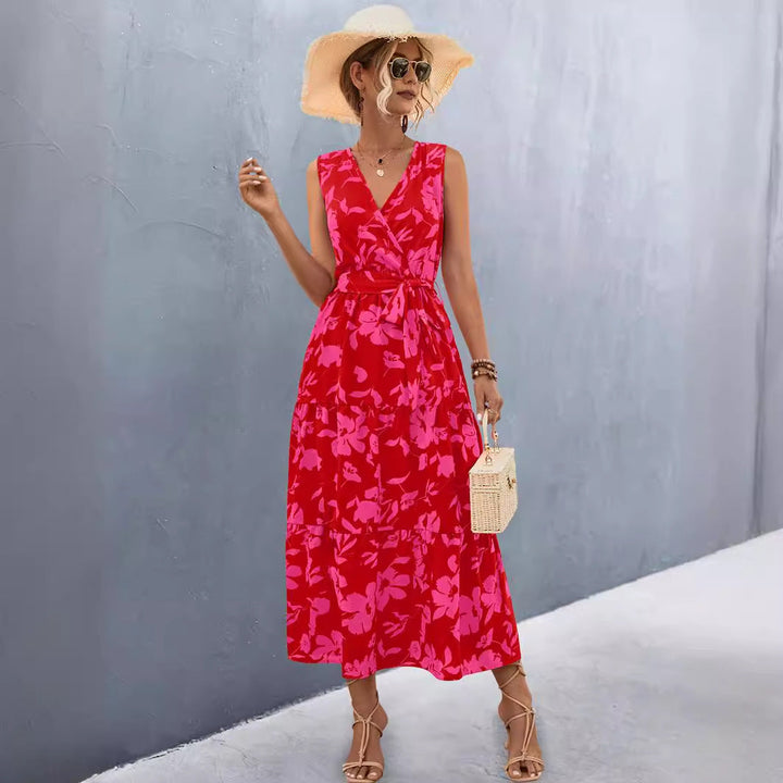 Feminines Party-Wickelkleid für Damen, floral gemustert, mit moderner Raffung.