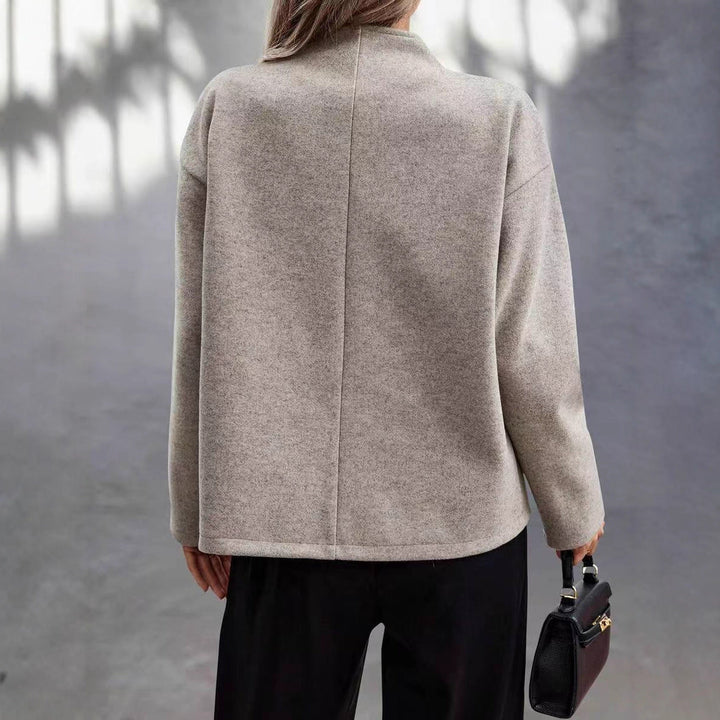 Klassische Khaki Damen Blazerjacke, figurbetont geschnitten, ideal für Business & formelle Anlässe.