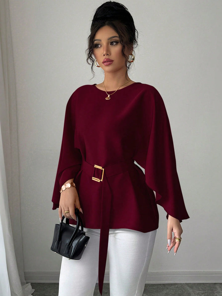 Modische Damen Tunika mit Cape-Ärmeln & Taillengürtel, ideal für einen eleganten & lockeren Look.
