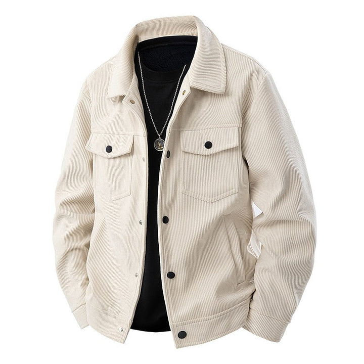 Rückenansicht der Casual Herren Übergangsjacke, mit modernem Schnitt, perfekt für den Alltag.